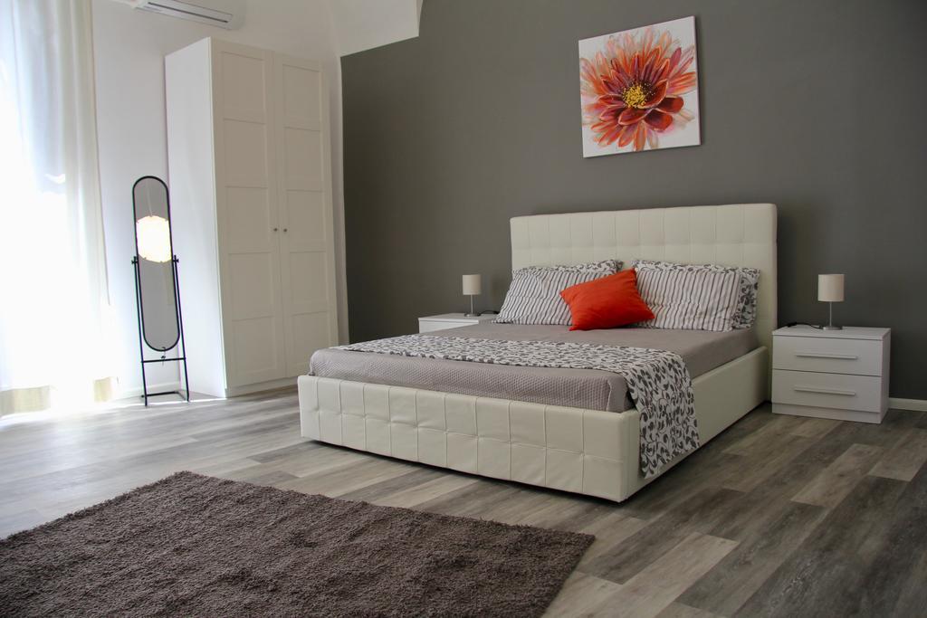 Vittoria Apartment Catania Exterior photo
